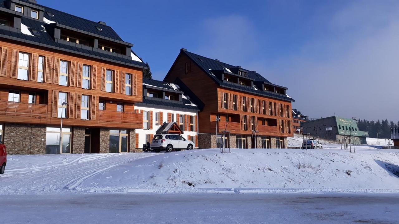 Apartman M5 Horní Mísečky Horni Misecky Exterior foto